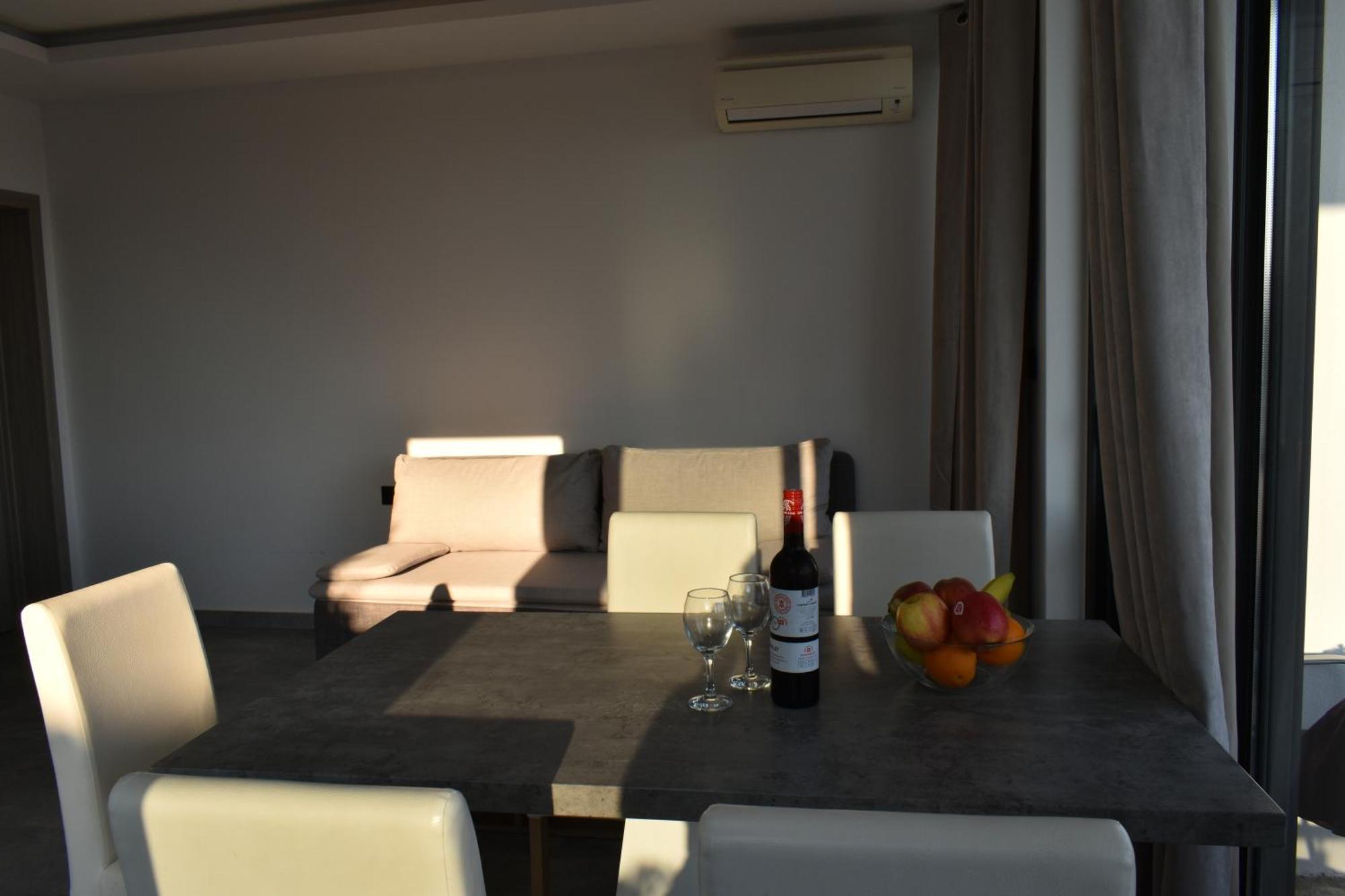 Apartments Toni Primošten Buitenkant foto